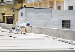 Hydroizolace střechy: krok za krokem